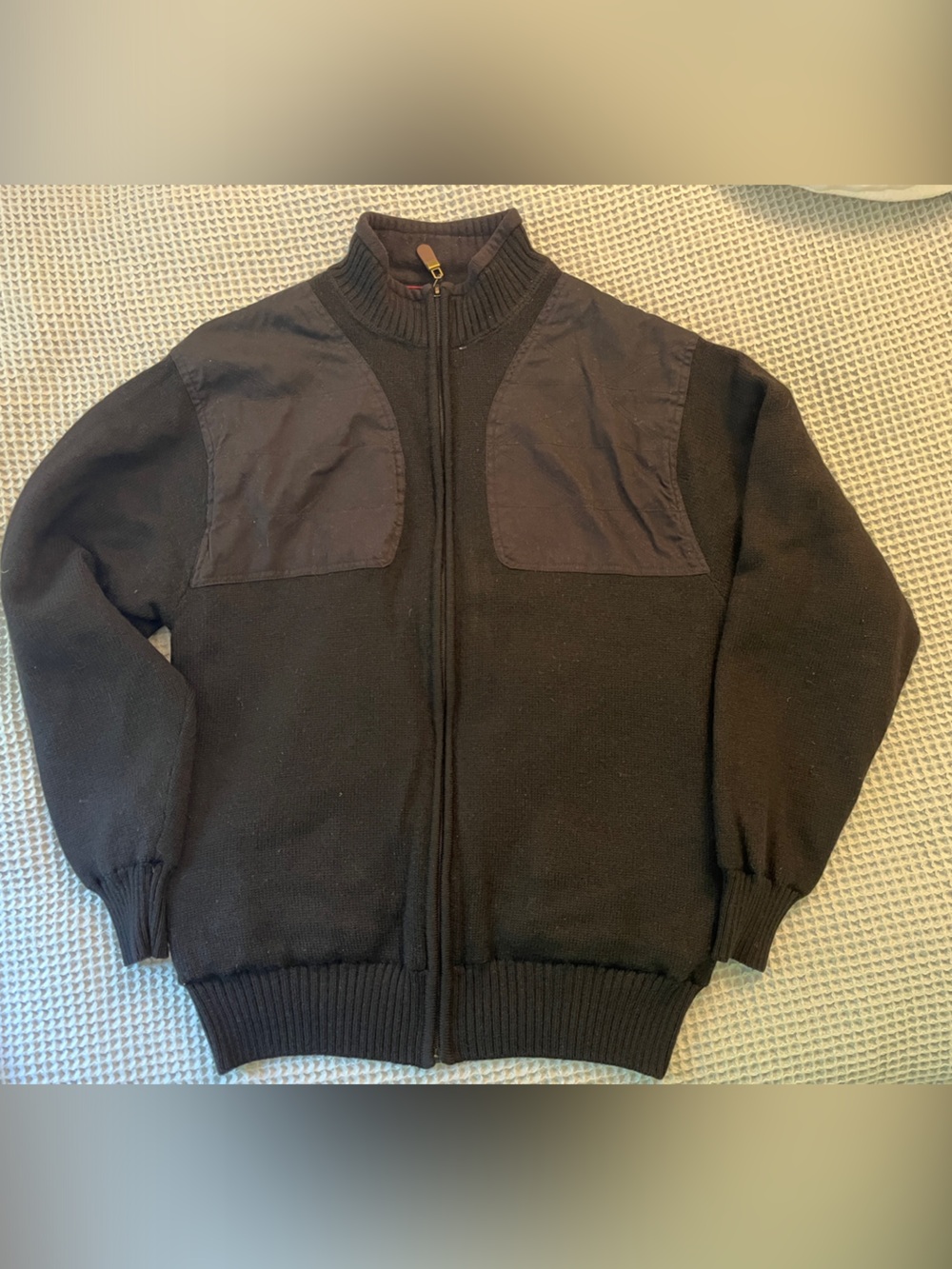 Orvis “Foul-Weather Cardigan” with Shoulder Patches Men’s Medium